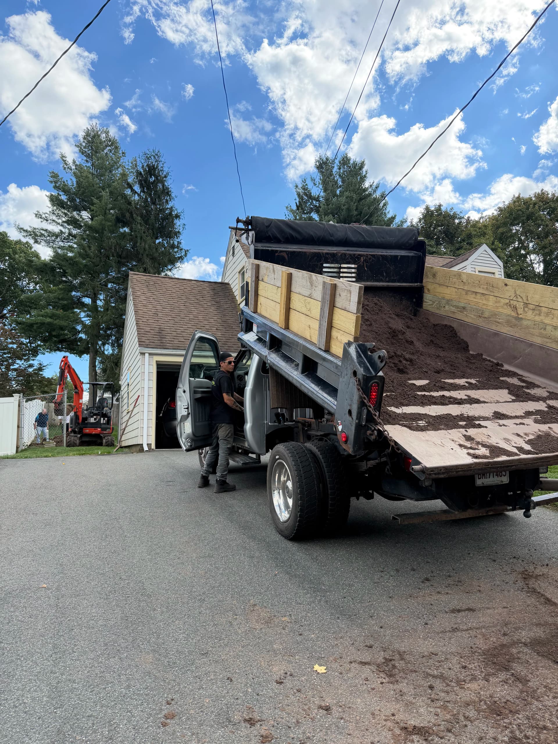 Gallery photos for Tight Access Yard Grading Done Right Before Sod Install: Image #1
