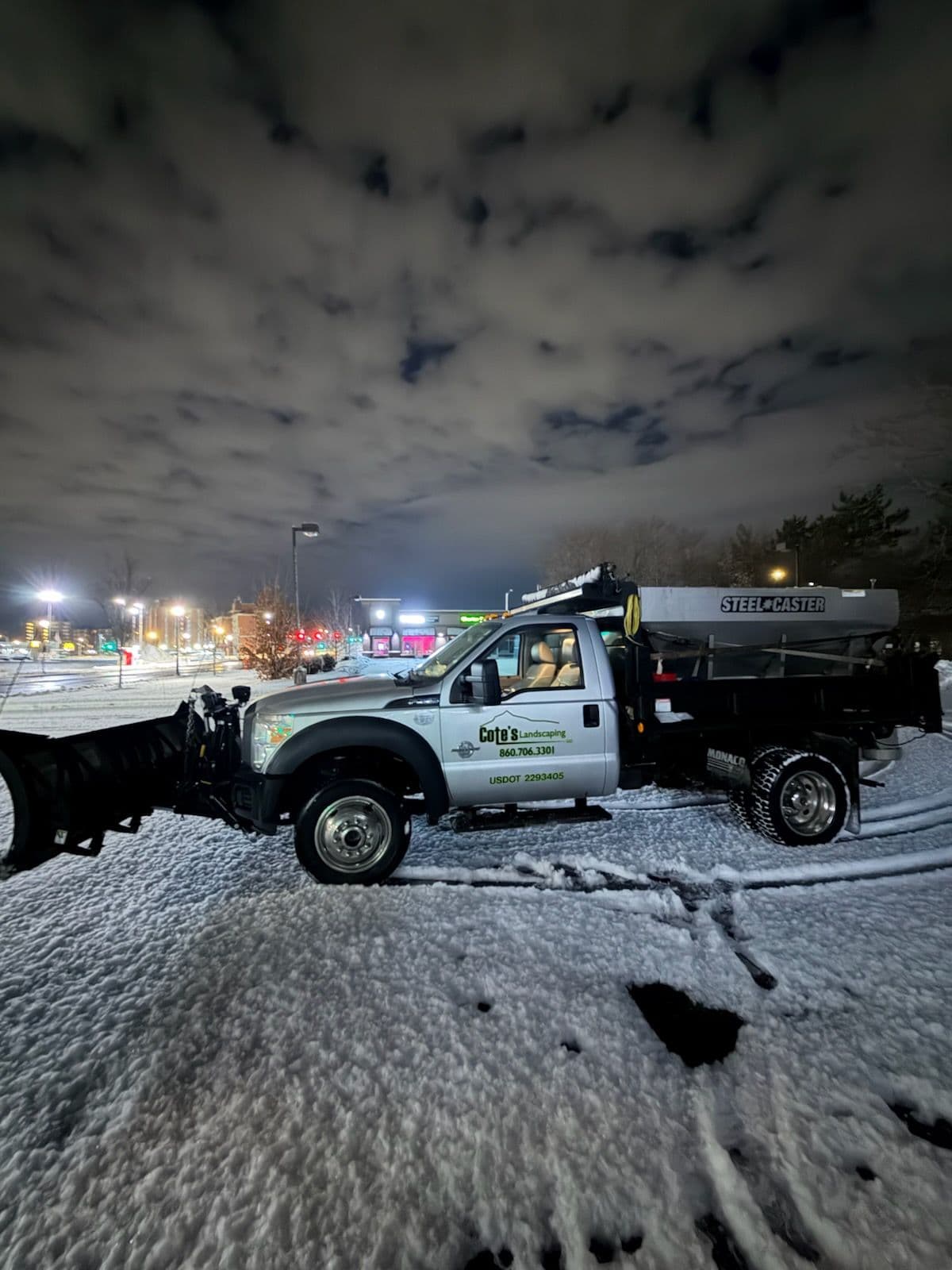 Gallery photos for Around-the-Clock Snow Management by Cote's Landscaping: Image #1