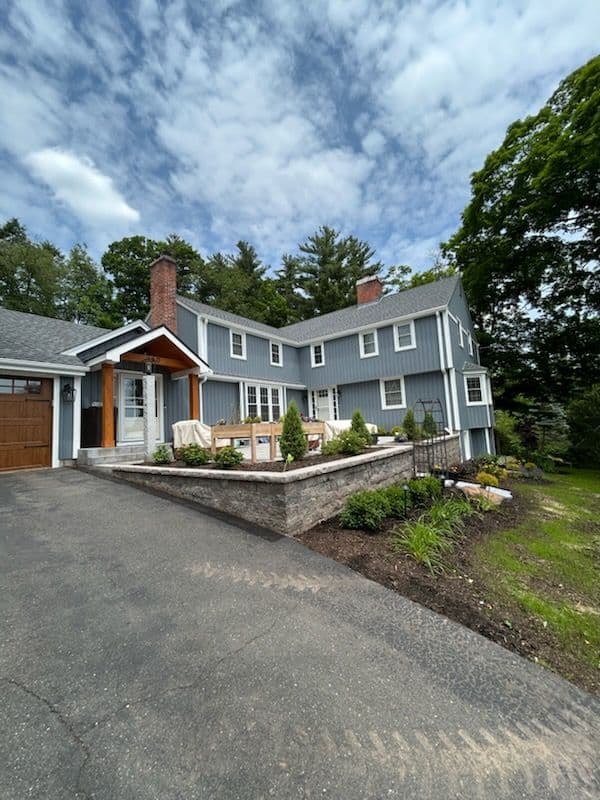 Gallery photos for Stunning Home Transformation with Cote's Landscaping: Image #2